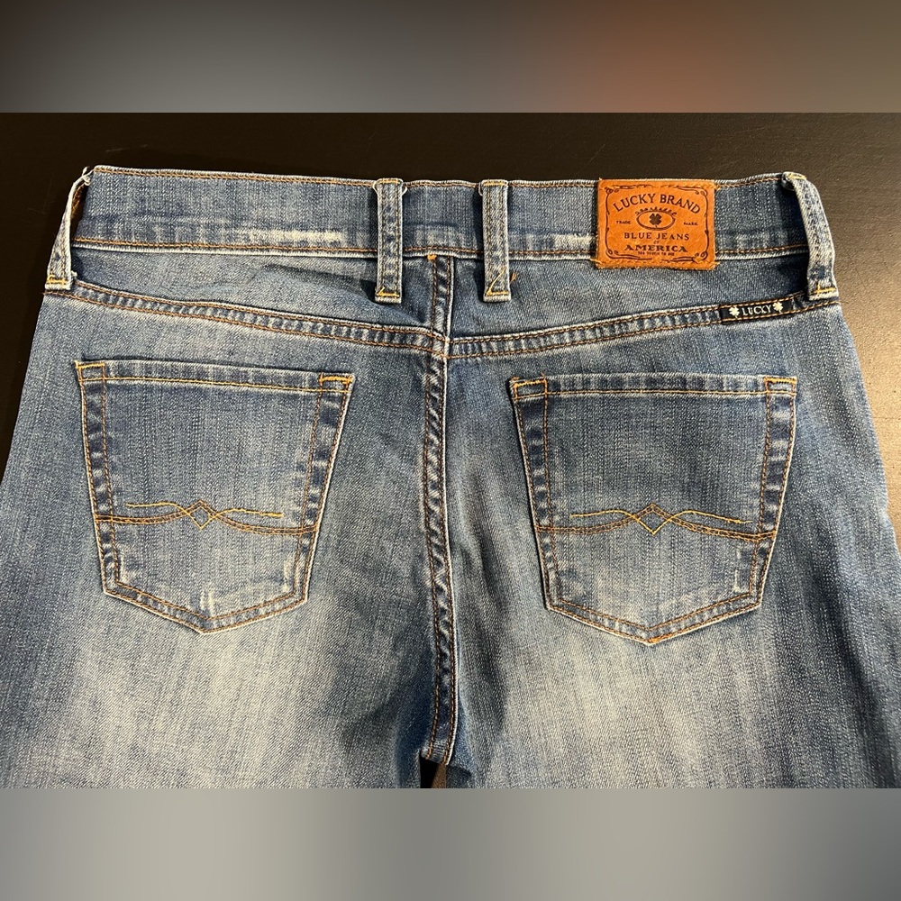 Lucky Brand: Size 0/25 Regular. Very good condition. Sienna Tomboy Straight Leg - Picture 2 of 4